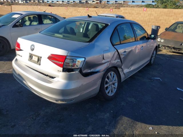 2015 VOLKSWAGEN JETTA 3VWD17AJ9FM220870 Photo 3