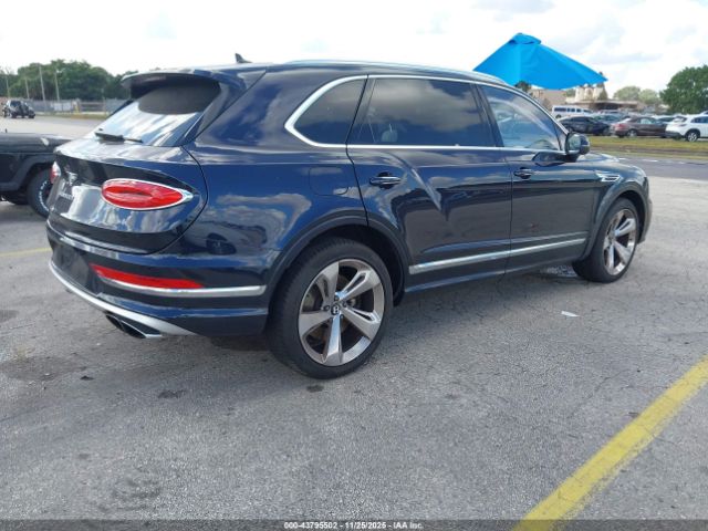 2023 BENTLEY BENTAYGA SJAHT2ZV7PC019739 Photo 3