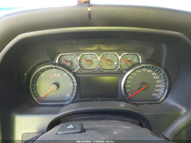 43795508 :رقم المزاد ، 3GCUKREC1JG151574 vin ، 2018 Chevrolet Silverado 1500 2lt مزاد بيع