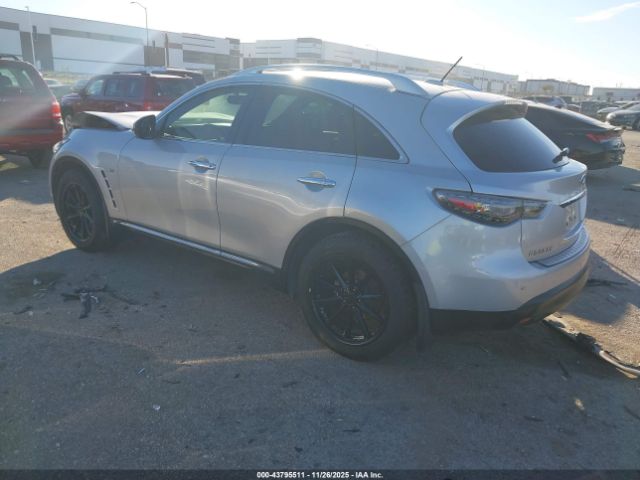 2017 INFINITI QX70 JN8CS1MW9HM410087 Photo 2