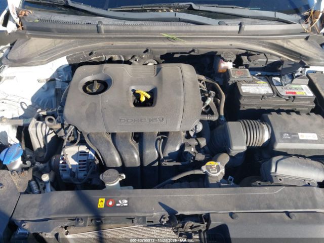 2019 HYUNDAI ELANTRA 5NPD84LF1KH476202 Photo 9