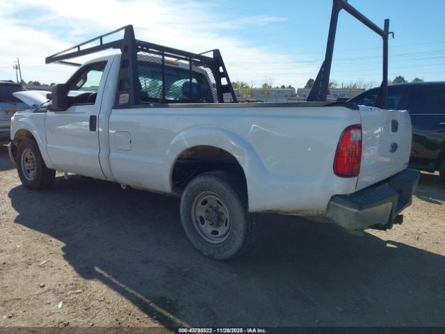 2015 FORD F-250 1FTBF2A6XFEA32701 Photo 2