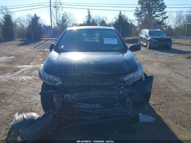 Auction sale of the 2019 Chevrolet Trax Ls, vin: 3GNCJKSB9KL353192, lot number: 43795572