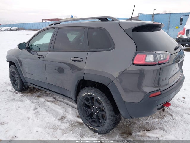 2019 JEEP CHEROKEE 1C4PJMBNXKD337394 Photo 2
