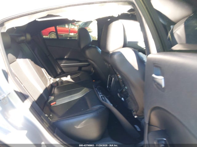 2C3CDXBG3NH153001 Dodge Charger Sxt Rwd