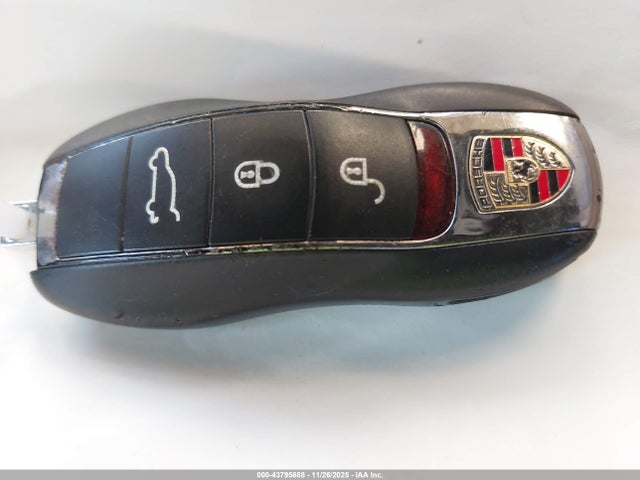 2017 PORSCHE CAYENNE E-HYBRID WP1AE2A23HLA71624 Photo 10