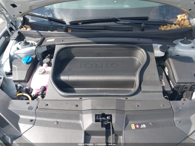2024 HYUNDAI IONIQ 6 KMHM54AC5RA064248 Photo 9