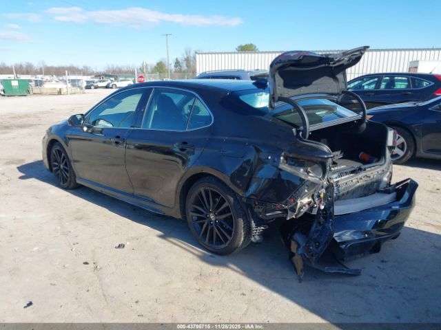 2021 TOYOTA CAMRY 4T1K61BK1MU023471 Photo 2