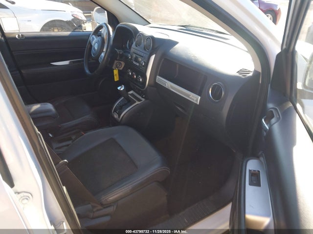 Jeep Compass Latitude 2014 1C4NJCEA7ED503417 Image 5