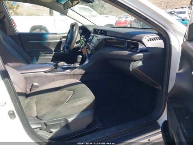 2019 TOYOTA CAMRY 4T1B11HK5KU269121 Photo 4