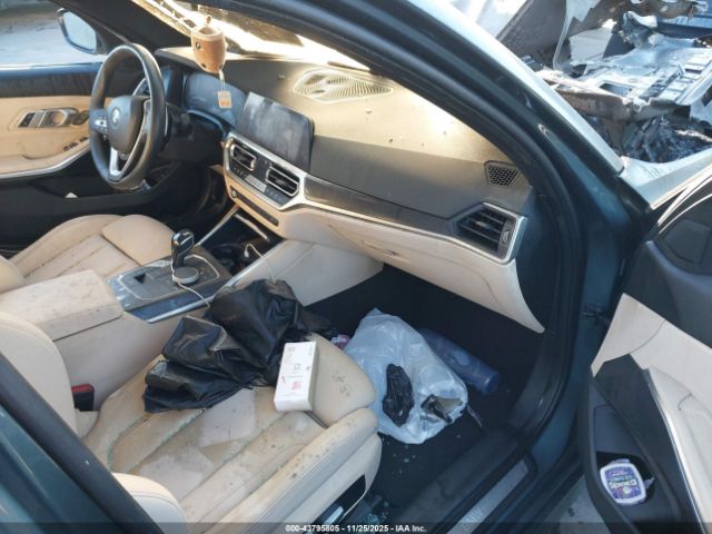 2021 BMW 330I 3MW5R1J01M8B96765 Photo 4