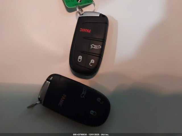 Dodge Challenger Sxt 2018 2C3CDZAG9JH229795 Image 11