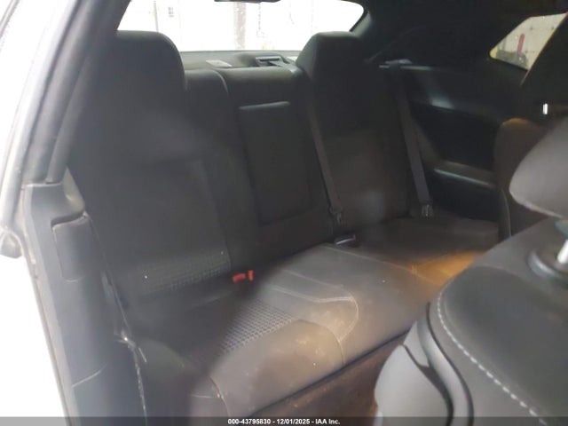 Dodge Challenger Sxt 2018 2C3CDZAG9JH229795 Image 8