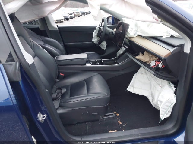 2020 TESLA MODEL Y 5YJYGDEF3LF000969 Photo 4