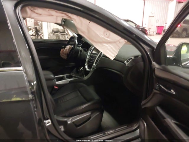 2016 CADILLAC SRX 3GYFNAE30GS564913 Photo 4