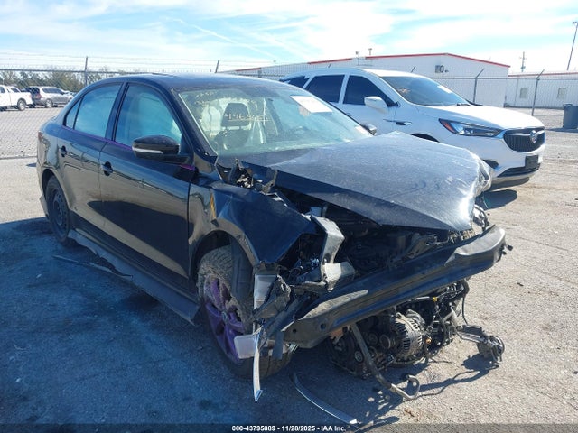 Auction sale of the 2013 Volkswagen Jetta 2.5l Se, vin: 3VWDX7AJ0DM446565, lot number: 43795889