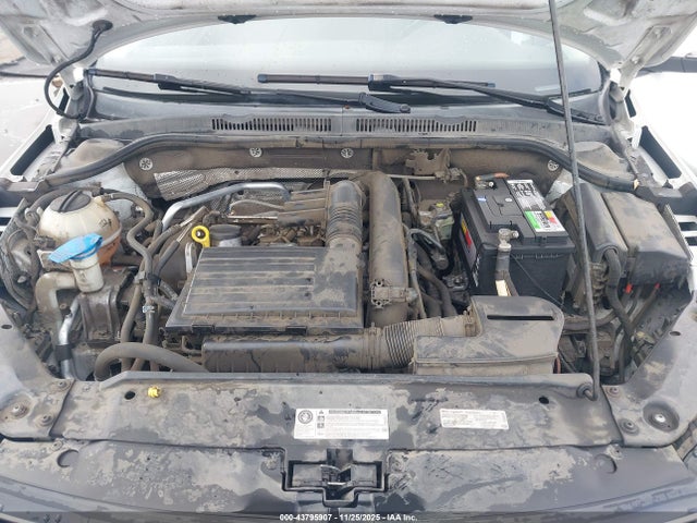 Продажа на аукционе авто 2017 Volkswagen Jetta 1.4t Se, vin: 3VWDB7AJ9HM384250, номер лота: 43795907