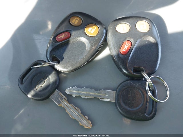 Продажа на аукционе авто 2003 Chevrolet Silverado 1500 Ls, vin: 2GCEC19T431242413, номер лота: 43795915