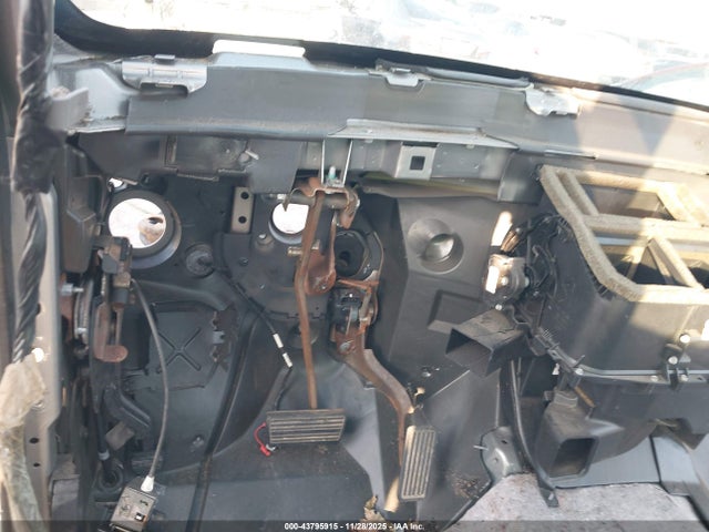 Продажа на аукционе авто 2003 Chevrolet Silverado 1500 Ls, vin: 2GCEC19T431242413, номер лота: 43795915