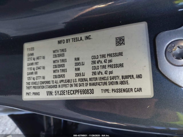 2023 TESLA MODEL 3 5YJ3E1ECXPF690830 Photo 8