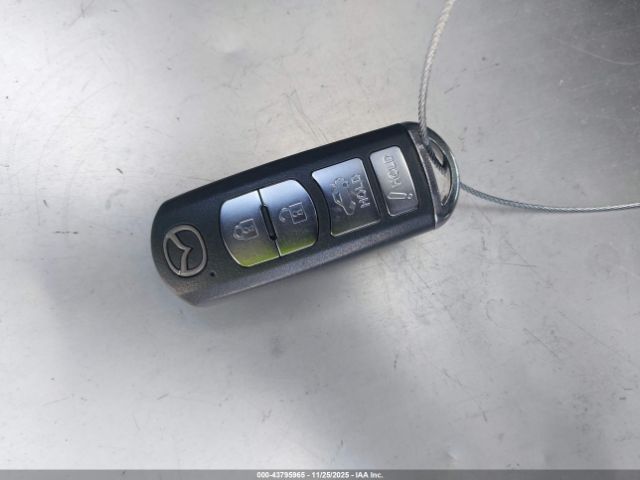 2018 MAZDA MAZDA3 3MZBN1U72JM216872 Photo 10