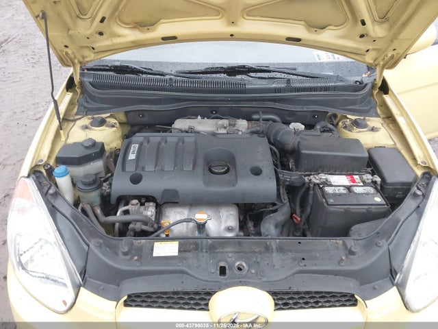 2010 HYUNDAI ACCENT KMHCM3AC1AU168926 Photo 9