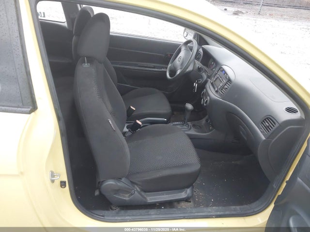 2010 HYUNDAI ACCENT KMHCM3AC1AU168926 Photo 4