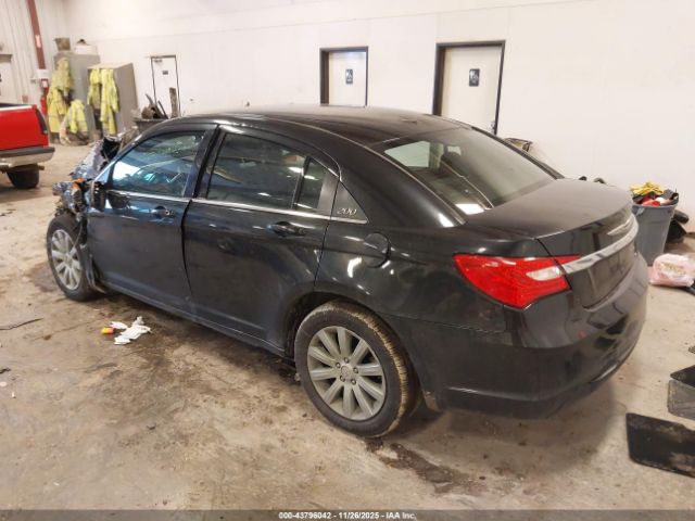2011 CHRYSLER 200 1C3BC1FB2BN521116 Photo 2