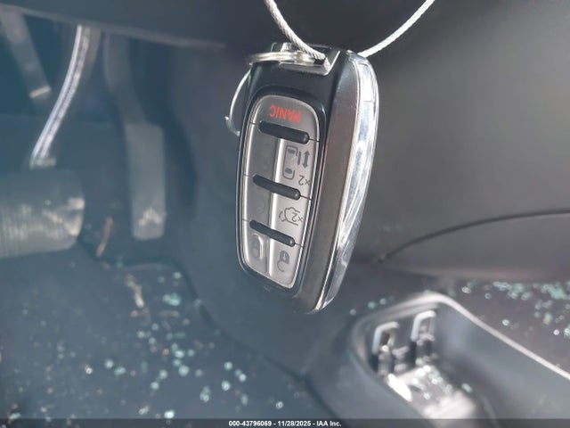 2018 CHRYSLER PACIFICA 2C4RC1EG9JR194657 Photo 10