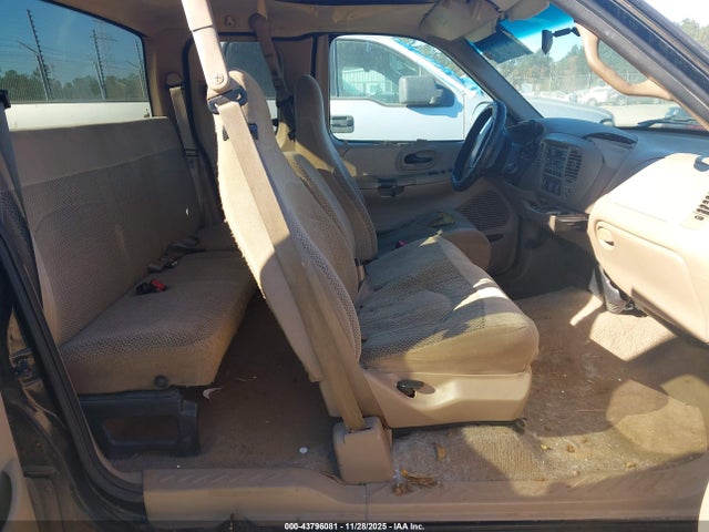 43796081 :رقم المزاد ، 1FTZX1723XNA76387 vin ، 1999 Ford F-150 Work Series/xl/xlt مزاد بيع
