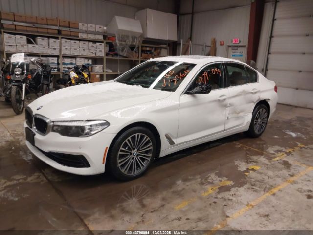 2019 BMW 540I WBAJE7C59KWW09705 Photo 1