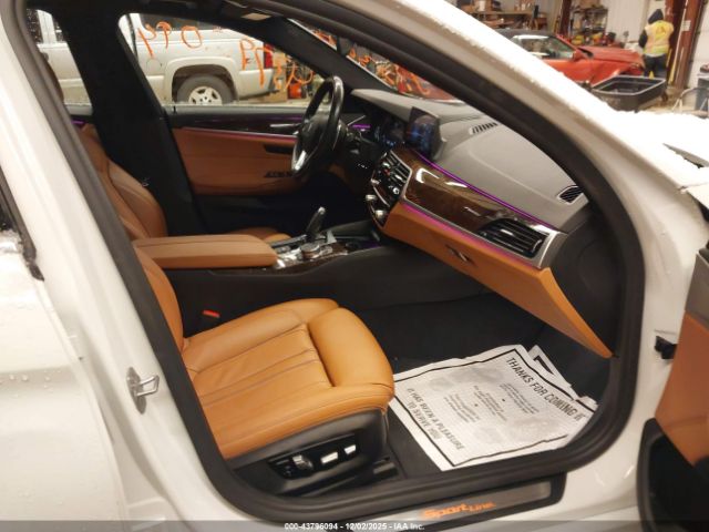 2019 BMW 540I WBAJE7C59KWW09705 Photo 4