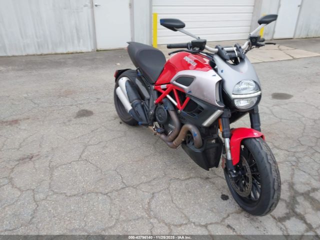 2011 DUCATI DIAVEL ZDM13BLW3BB003428