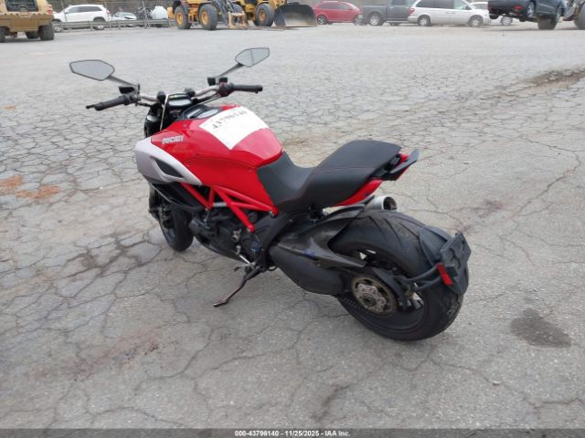2011 DUCATI DIAVEL ZDM13BLW3BB003428 Photo 2