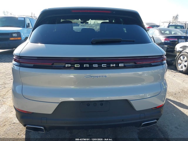 WP1AE2AY1SDA16384 Porsche Cayenne E-hybrid