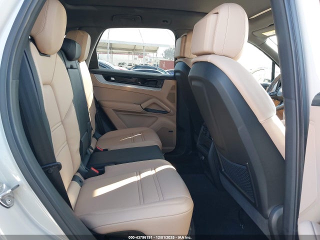 2025 PORSCHE CAYENNE E-HYBRID WP1AE2AY1SDA16384 Photo 7