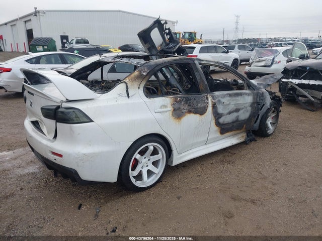 2015 MITSUBISHI LANCER EVOLUTION JA32W8FV4FU021300 Photo 3