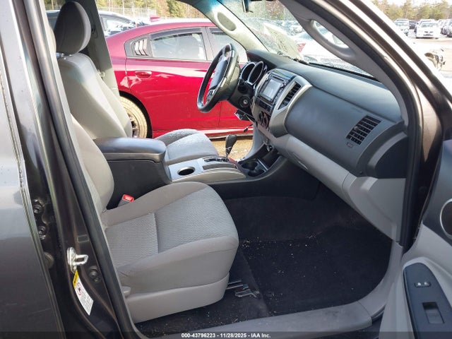 Toyota Tacoma Base V6 2014 3TMLU4EN1EM148269 Image 5