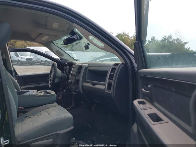 Продаж на аукціоні авто 2018 Ram 3500 Tradesman  4x4 8' Box, vin: 3C63R3GL5JG299350, номер лоту: 43796273