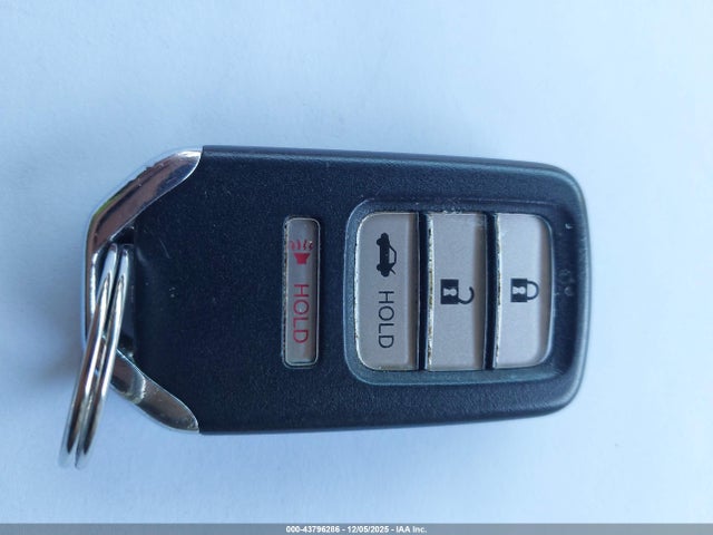 1HGCV1F3XKA113359 Honda Accord