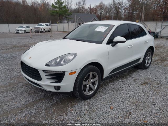2017 PORSCHE MACAN WP1AA2A55HLB04063 Photo 1
