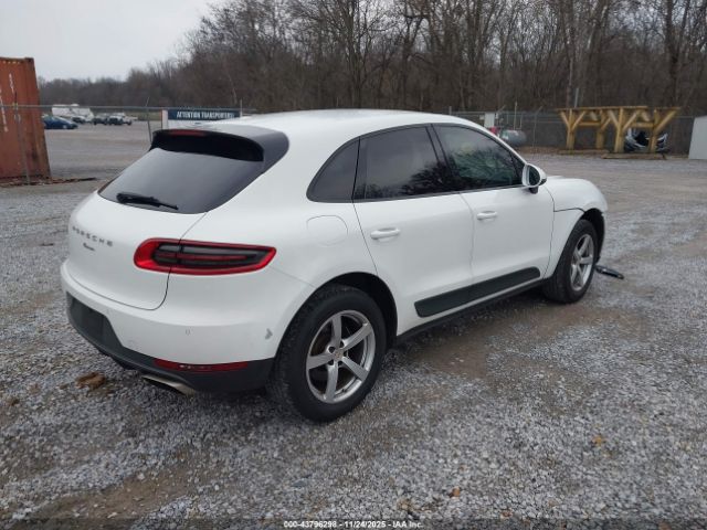 2017 PORSCHE MACAN WP1AA2A55HLB04063 Photo 3