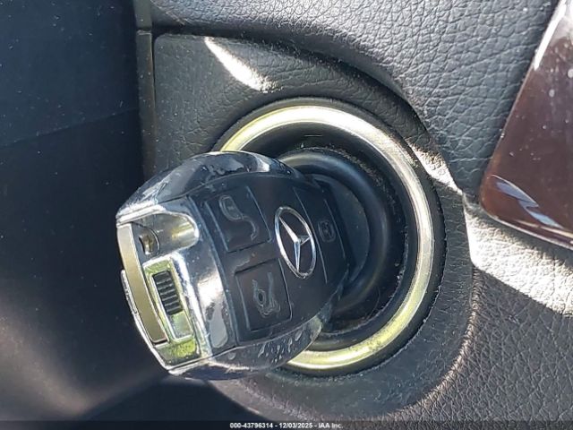 2015 MERCEDES-BENZ C 250 WDDGJ4HB7FG392604 Photo 10