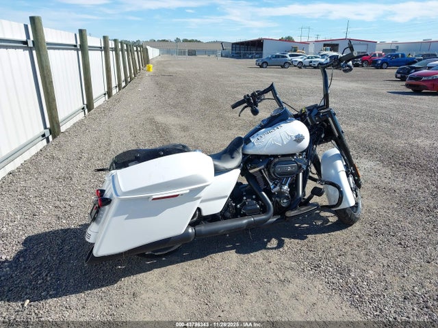 2024 HARLEY-DAVIDSON FLHRXS 1HD1KVP14RB650590 Photo 3