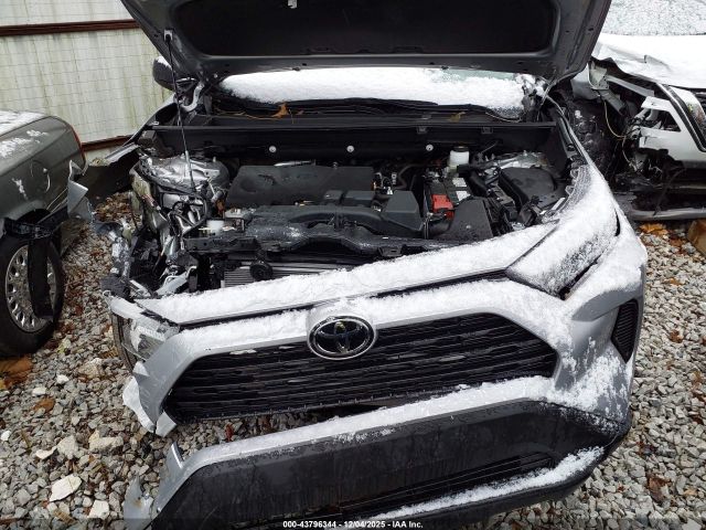 2023 TOYOTA RAV4 2T3F1RFV2PW376168 Photo 9