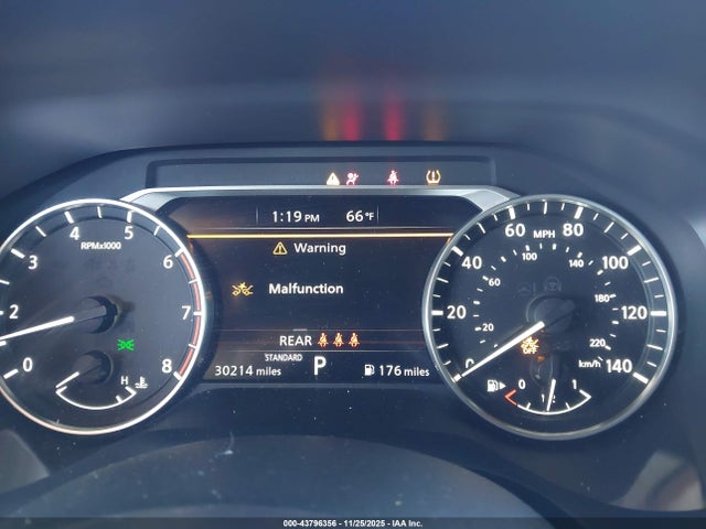 JN8AT3AA3MW015393 Nissan Rogue S Fwd