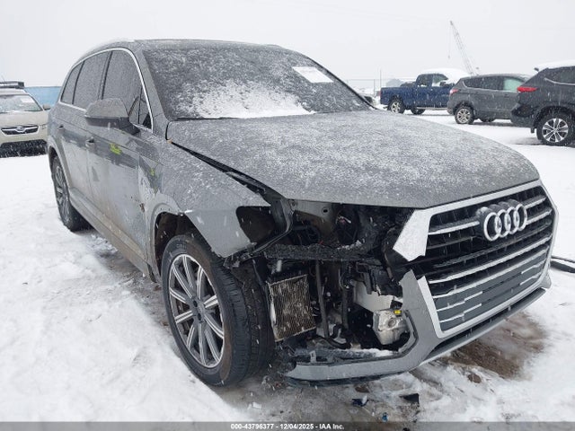 2017 AUDI Q7 WA1LAAF74HD027821 Photo 5