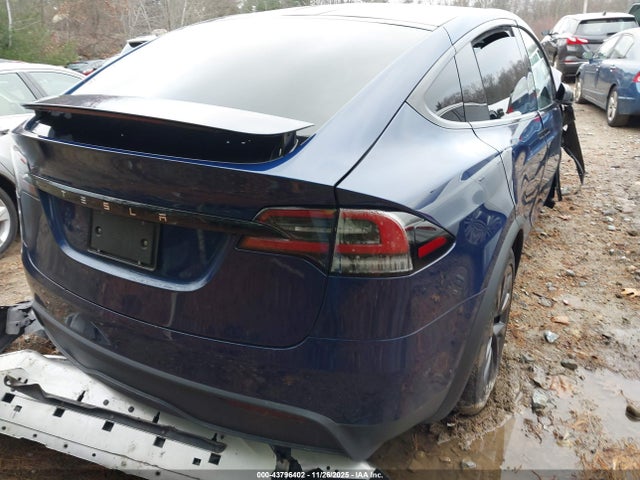 2025 TESLA MODEL X 7SAXCDE52SF467672 Photo 3