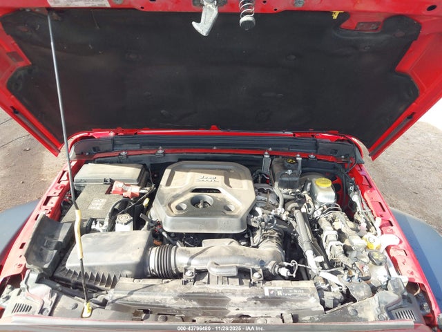 1C4HJXDN2KW577899 Jeep Wrangler Unlimited Sport S 4x4
