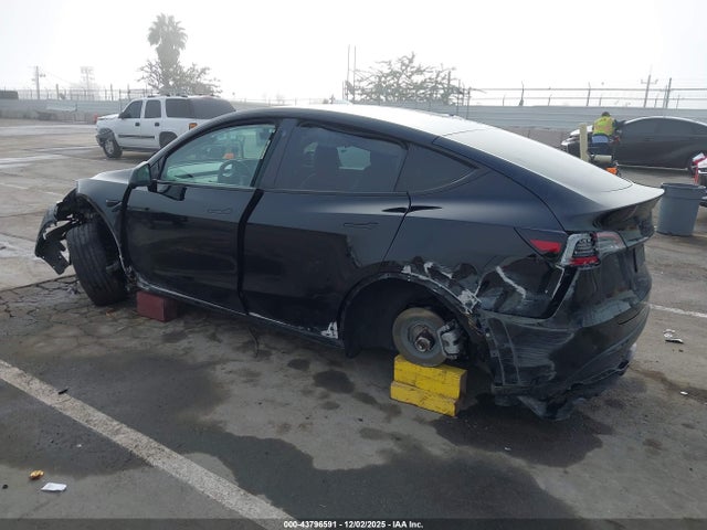 Aukcja sprzedaży 2021 Tesla Model Y Long Range Dual Motor All-wheel Drive, vin: 5YJYGDEE4MF204043, numer aukcji: 43796591